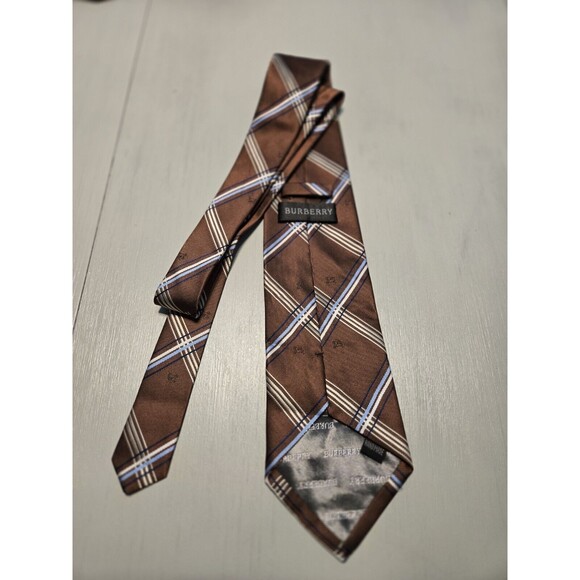 Burberry London 100% Italian Silk Textured Stripe Men's Necktie Italy - Picture 4 of 11